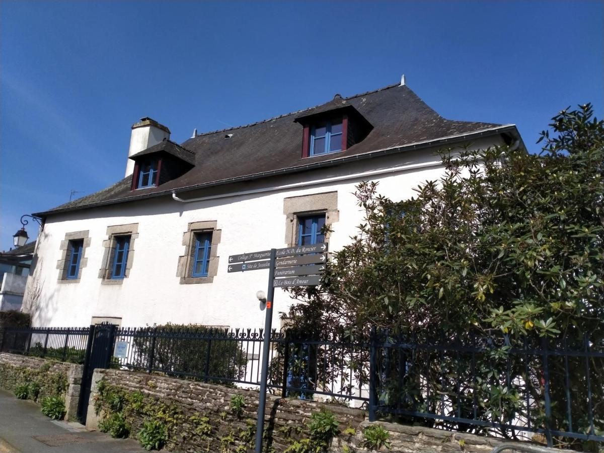 La Cour Des Ursulines Hotel Josselin Eksteriør billede