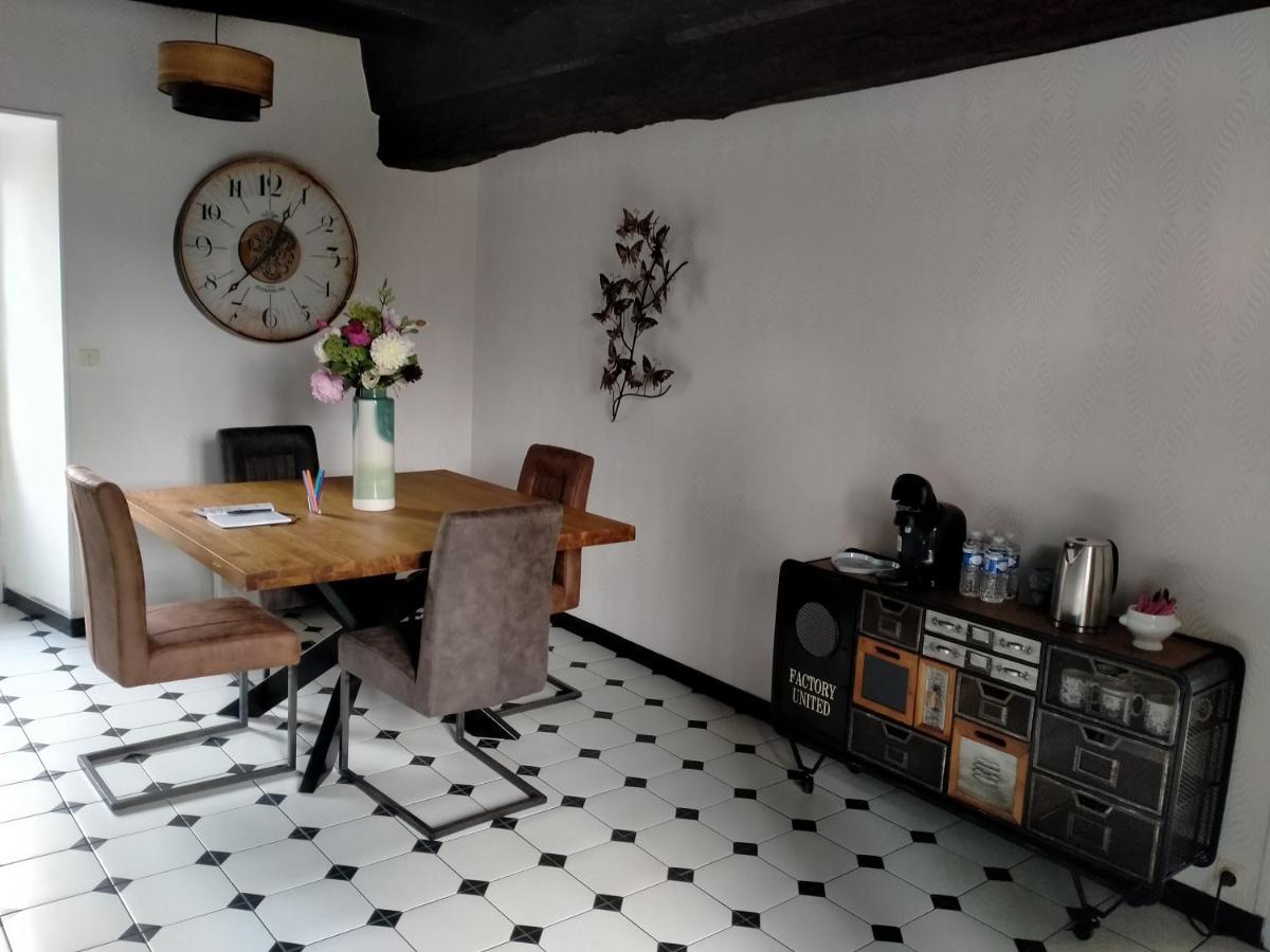 La Cour Des Ursulines Hotel Josselin Eksteriør billede