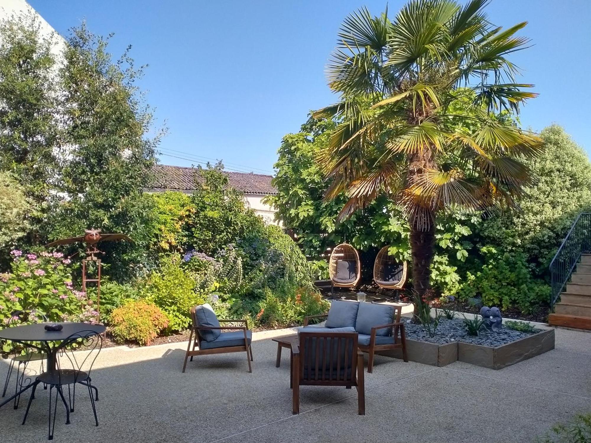 La Cour Des Ursulines Hotel Josselin Eksteriør billede